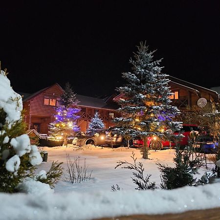Guesthouse Kolo Druziv Tatariw Exterior foto