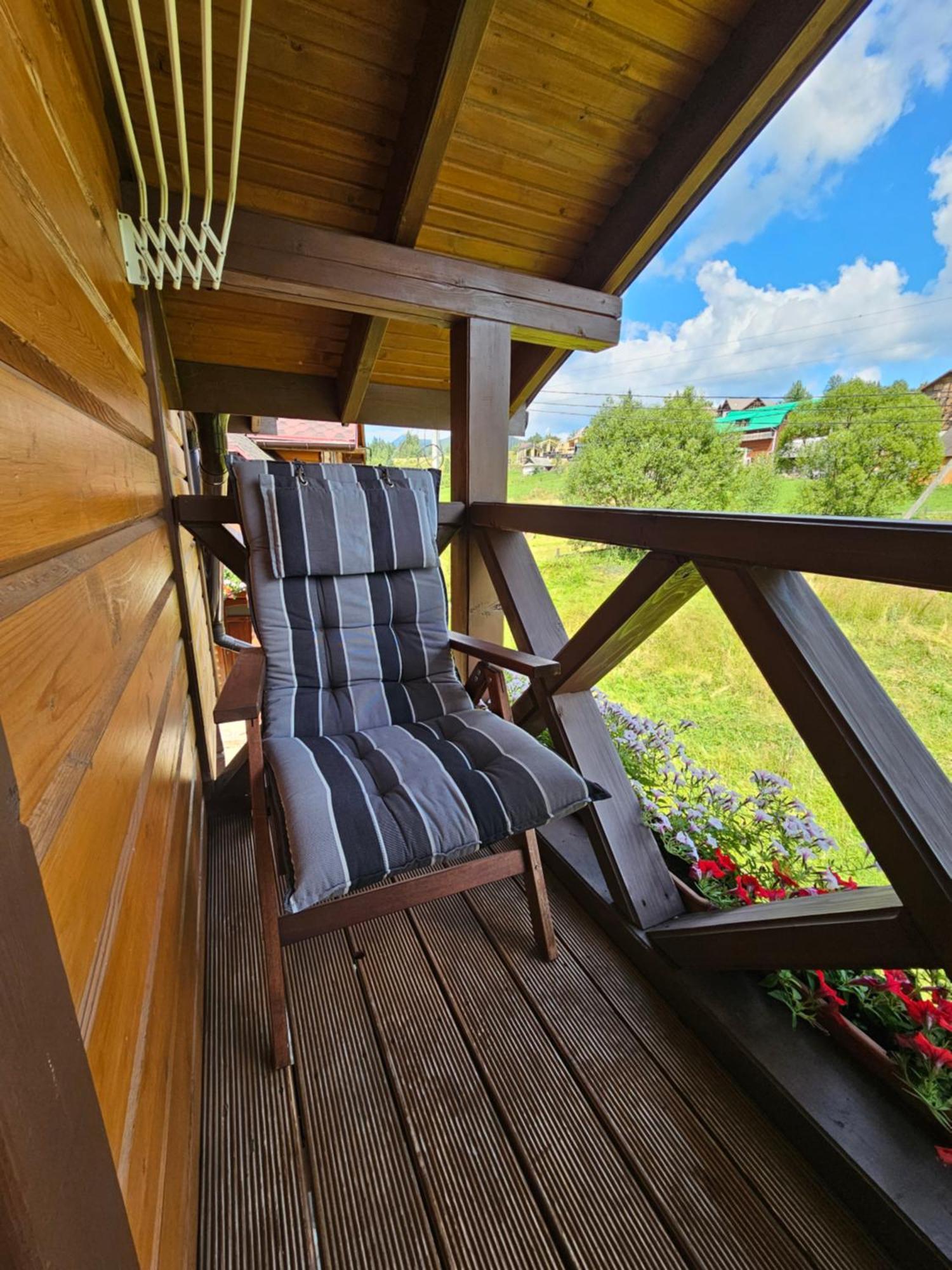 Guesthouse Kolo Druziv Tatariw Exterior foto