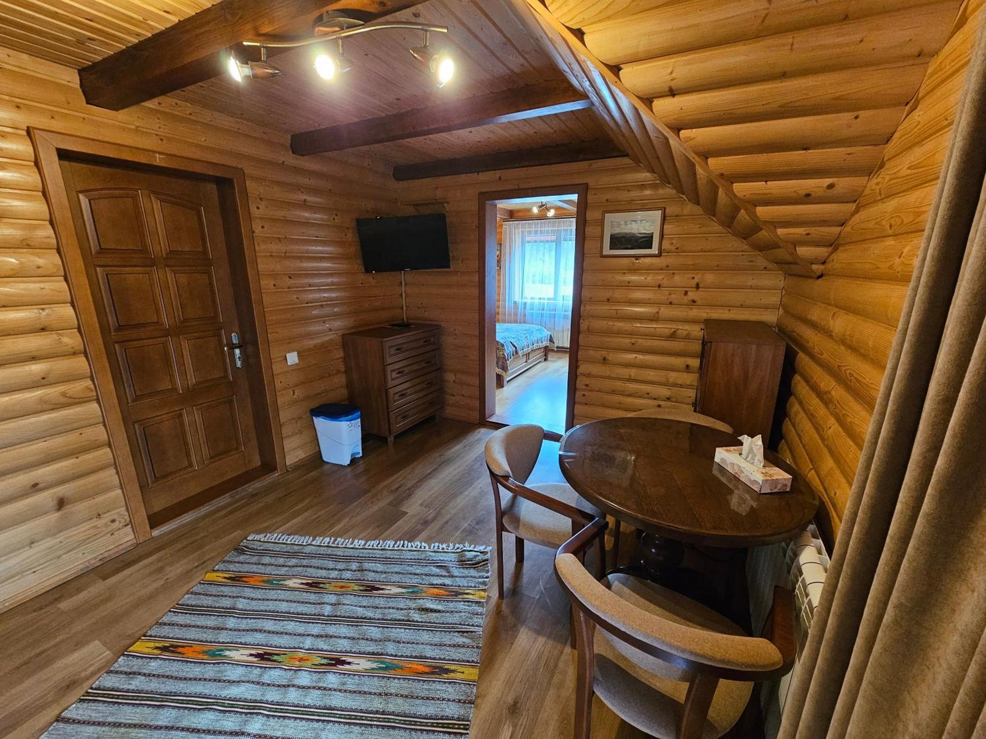 Guesthouse Kolo Druziv Tatariw Exterior foto
