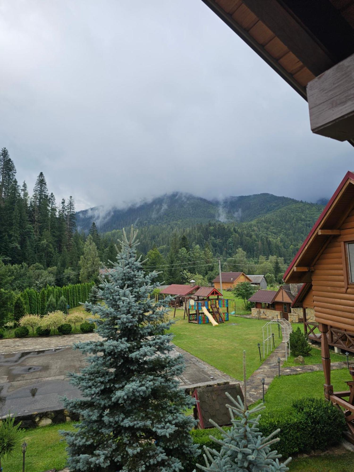 Guesthouse Kolo Druziv Tatariw Exterior foto