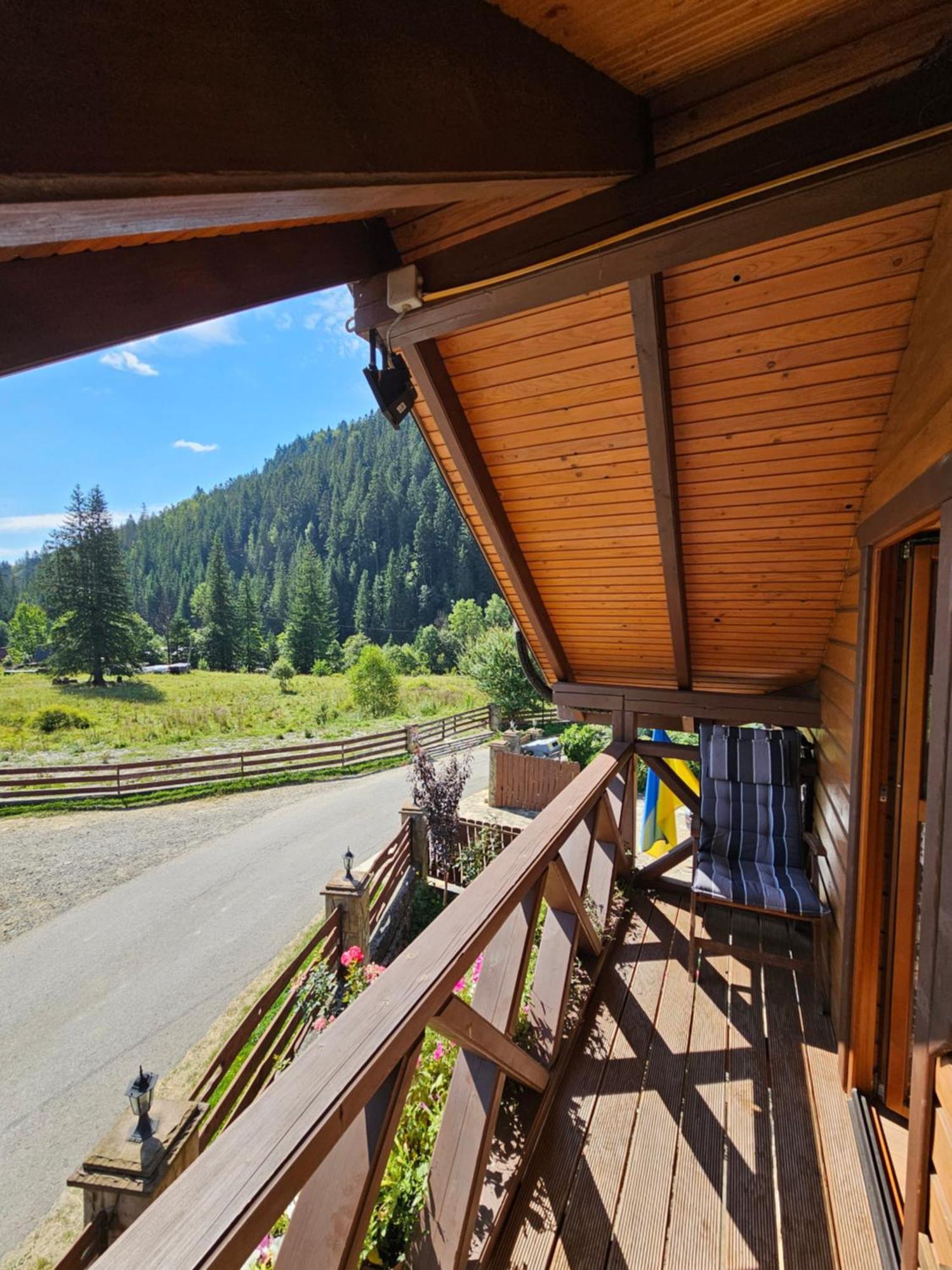Guesthouse Kolo Druziv Tatariw Exterior foto